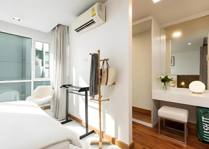 Bts Nana Station-pool And Gym Great Apartment