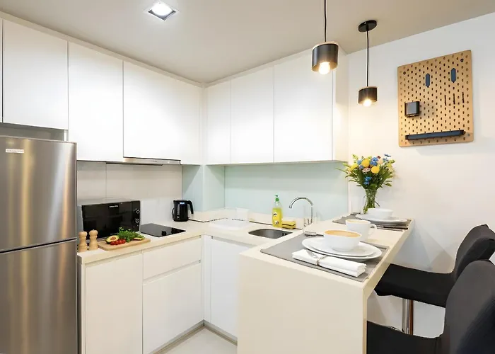 Bts Nana Station-pool And Gym Great Apartment Bangkok